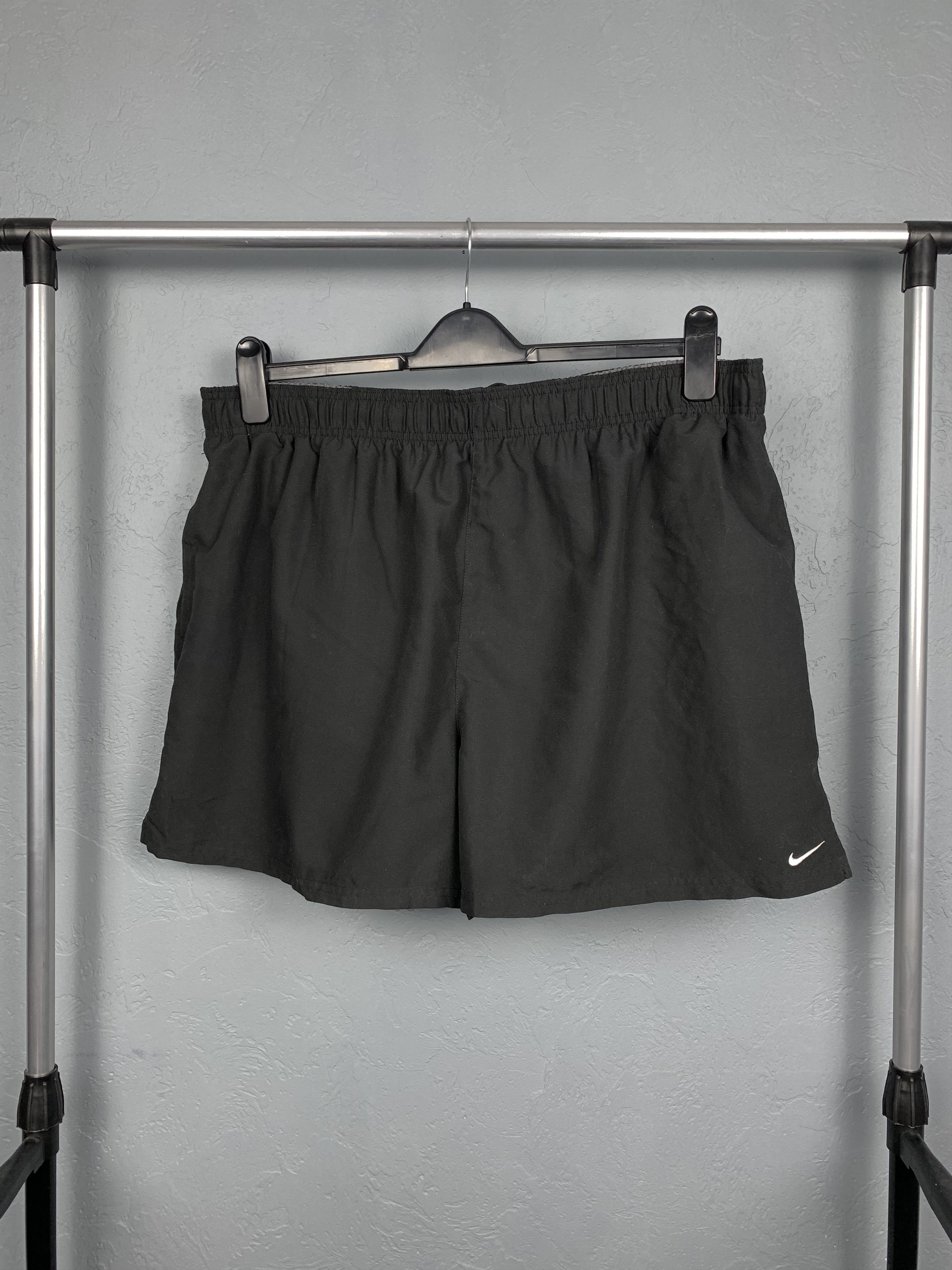 Nike Nike 90'S Vintage Shorts Size XXL Size US 38 / EU 54 - 1 Thumbnail