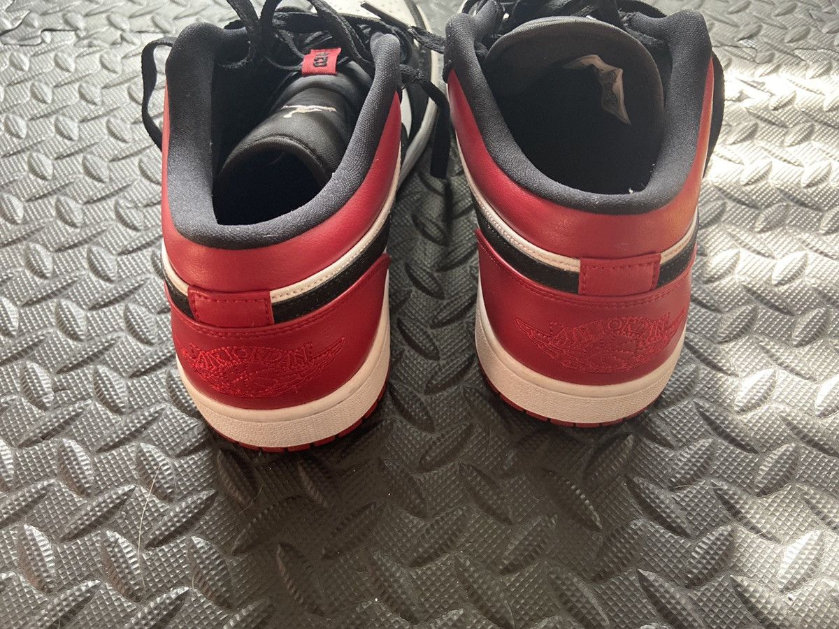 Jordan Brand × Nike Jordan 1 Low Black Toe Size US 11 / EU 44 - 4 Thumbnail