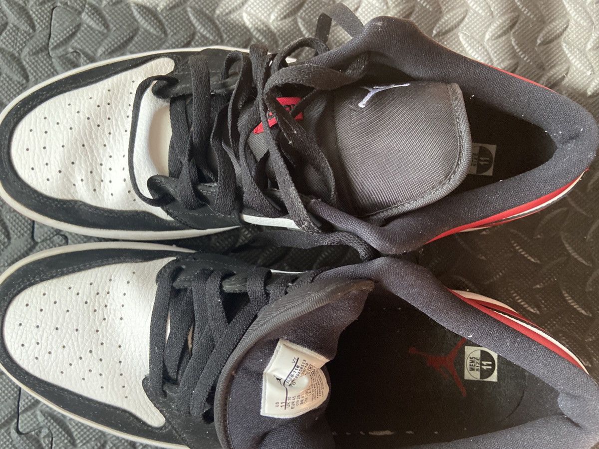 Jordan Brand × Nike Jordan 1 Low Black Toe Size US 11 / EU 44 - 5 Thumbnail
