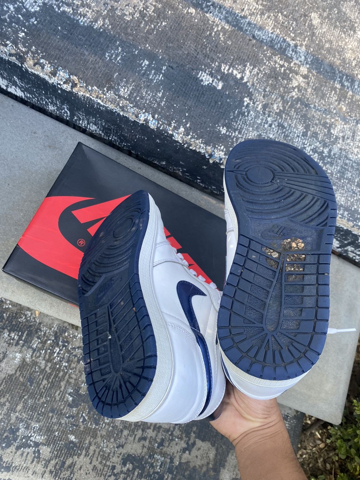 Jordan Brand Air Jordan 1 metallic navy Size US 9 / EU 42 - 4 Thumbnail