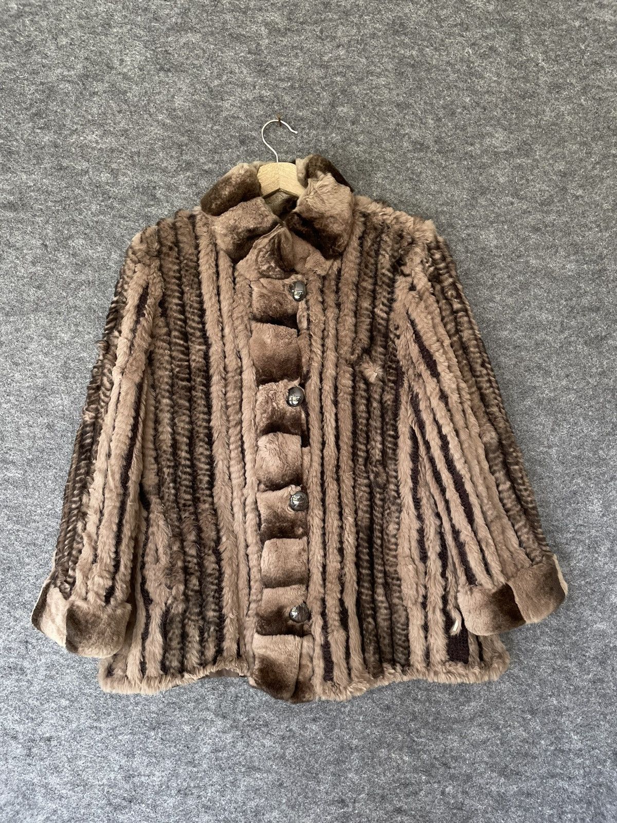 VINTAGE JAPANESE FUR JACKET