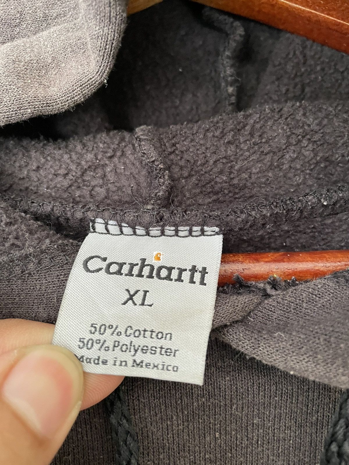 Carhartt DISSTRESSED CARHATT HOODIE Size US XL / EU 56 / 4 - 10 Thumbnail