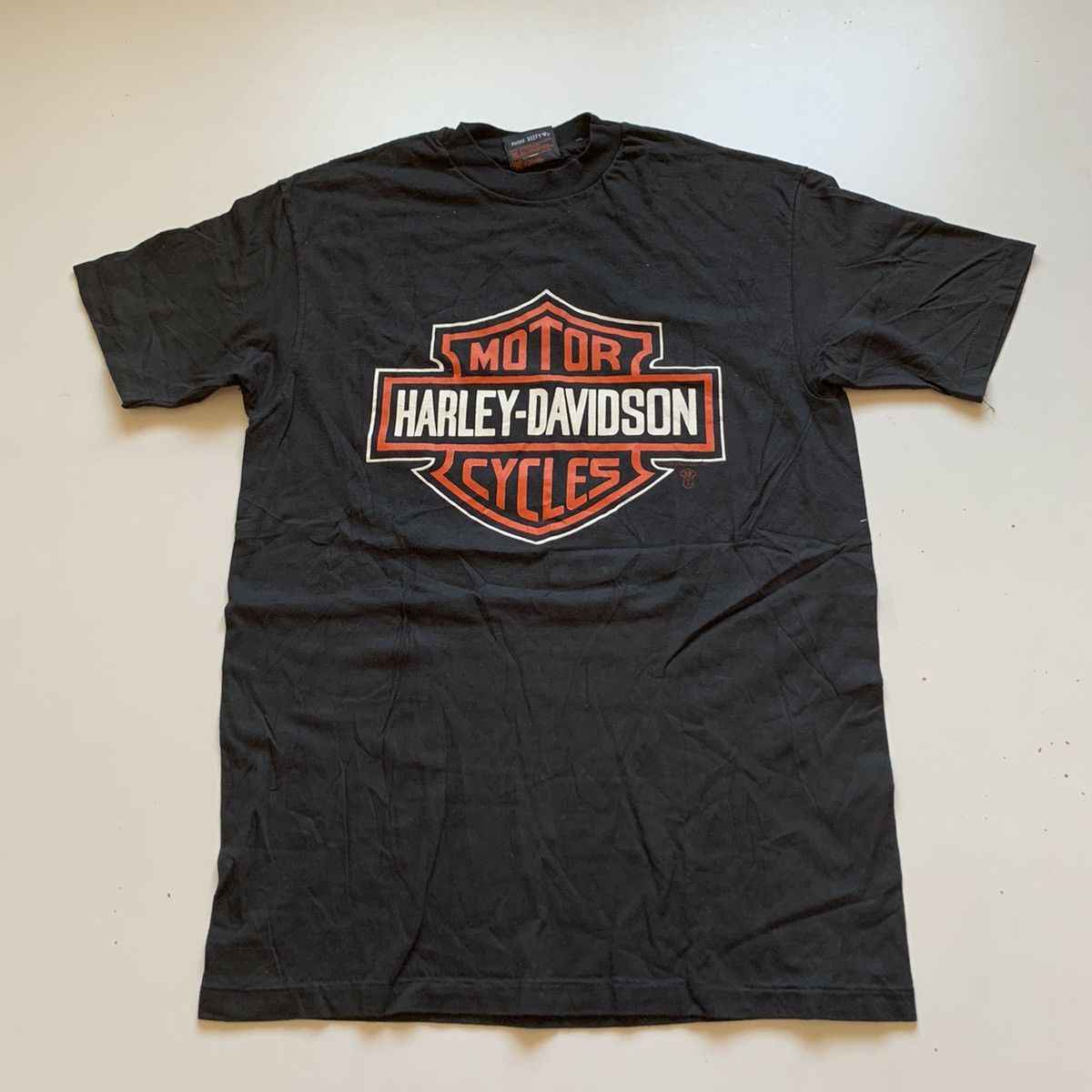 Harley Davidson × Vintage Vintage 1990 Harley Davidson Shield Graphic Biker T Shirt Size US L / EU 52-54 / 3 - 1 Thumbnail