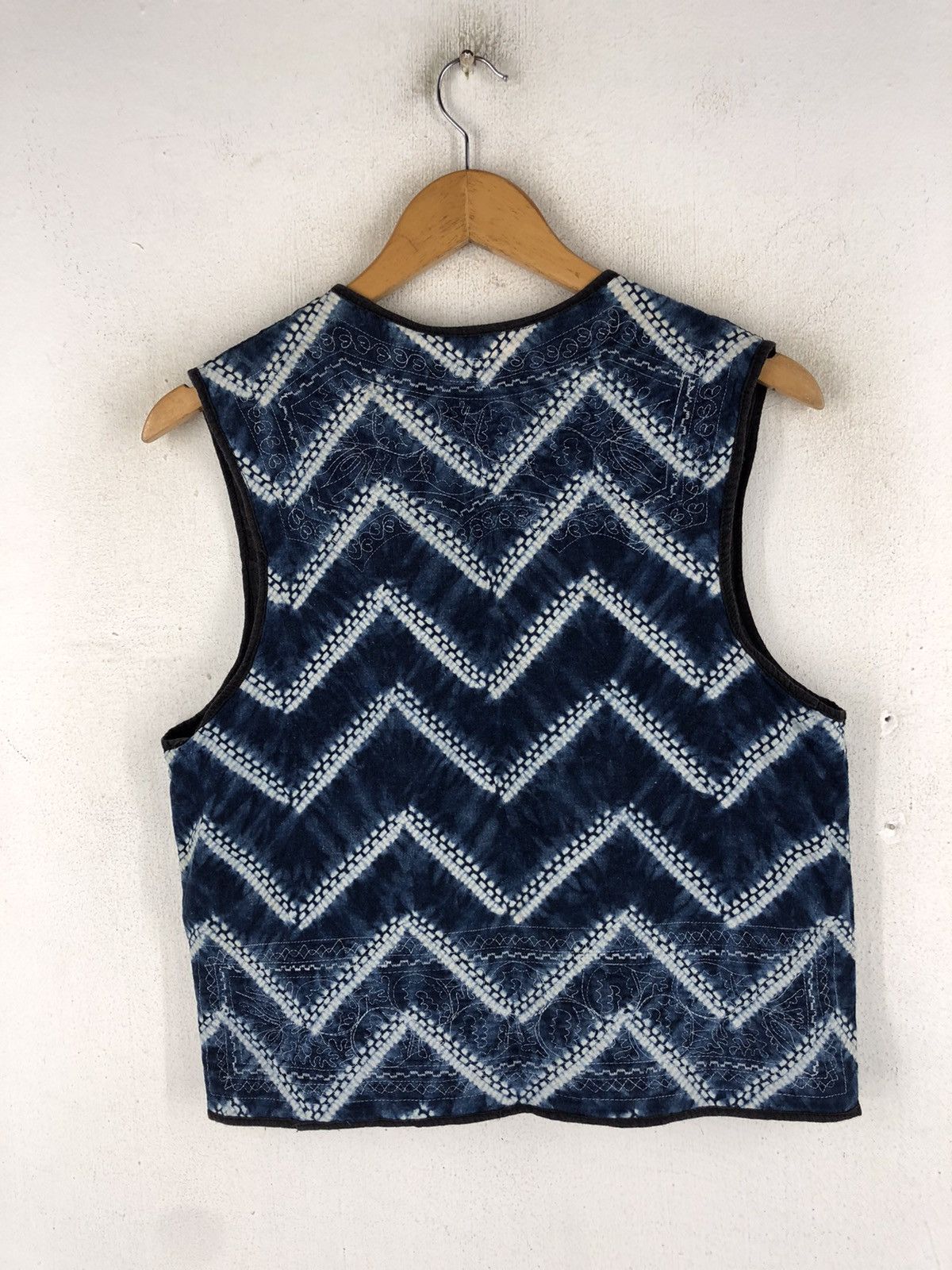 Indigo 🔥RARE VINTAGE INDIGO DYED JAPANESE VEST Size US M / EU 48-50 / 2 - 3 Thumbnail