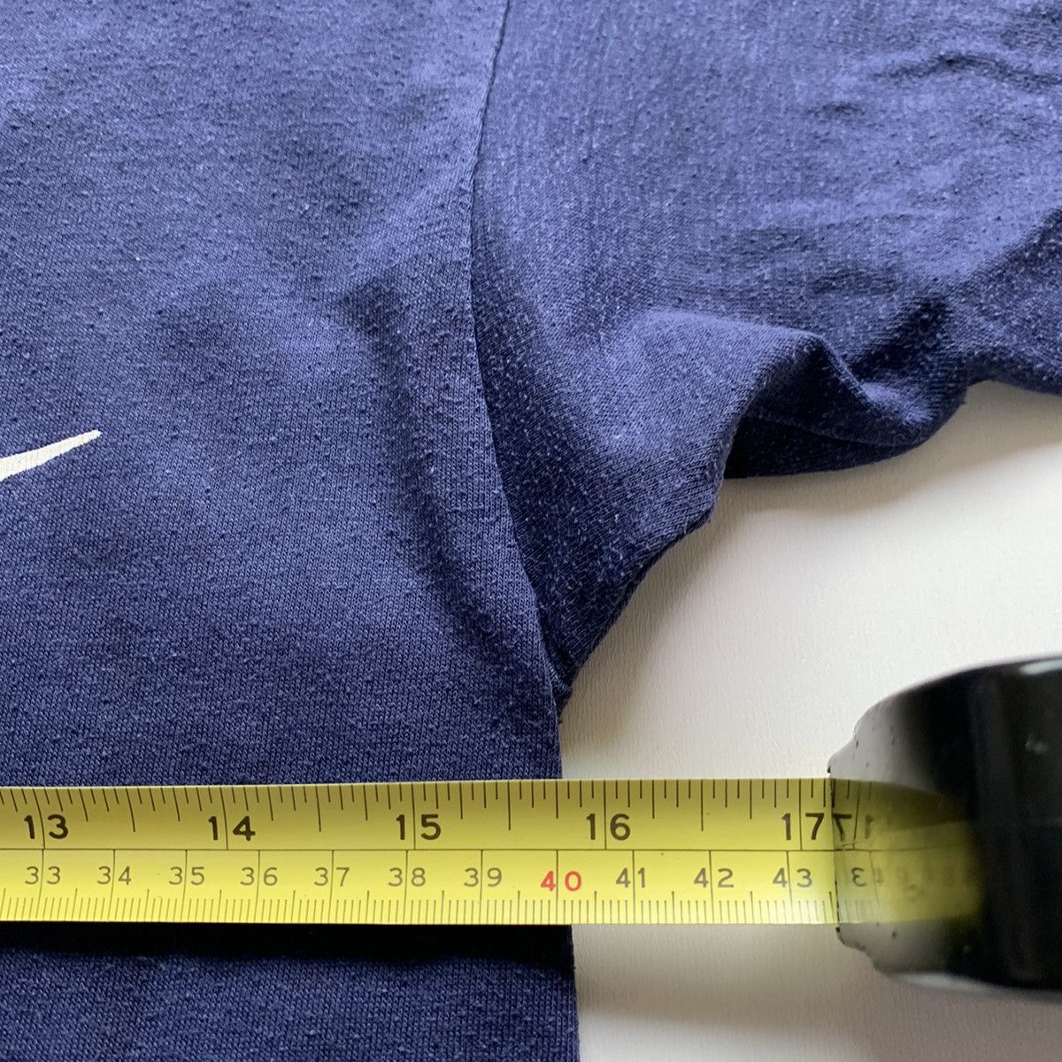 Nike Vintage 80s Nike Swoosh Graphic t shirt faded Navy Size US XS / EU 42 / 0 - 5 Thumbnail