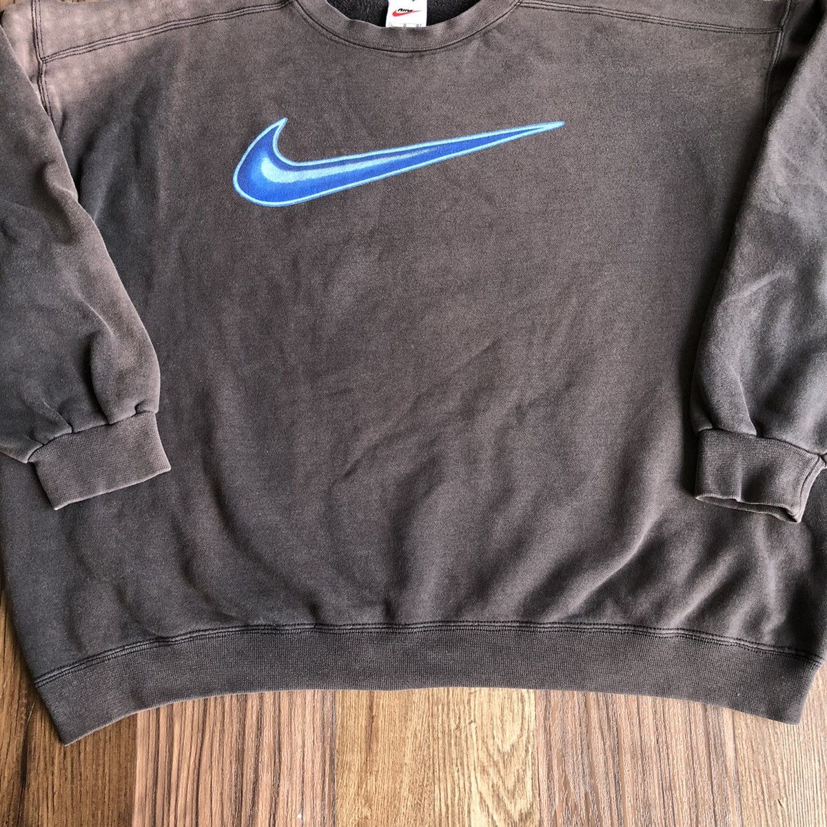 Nike Vintage Nike Sunfaded Crewneck Sweatshirt Size US L / EU 52-54 / 3 - 2 Thumbnail