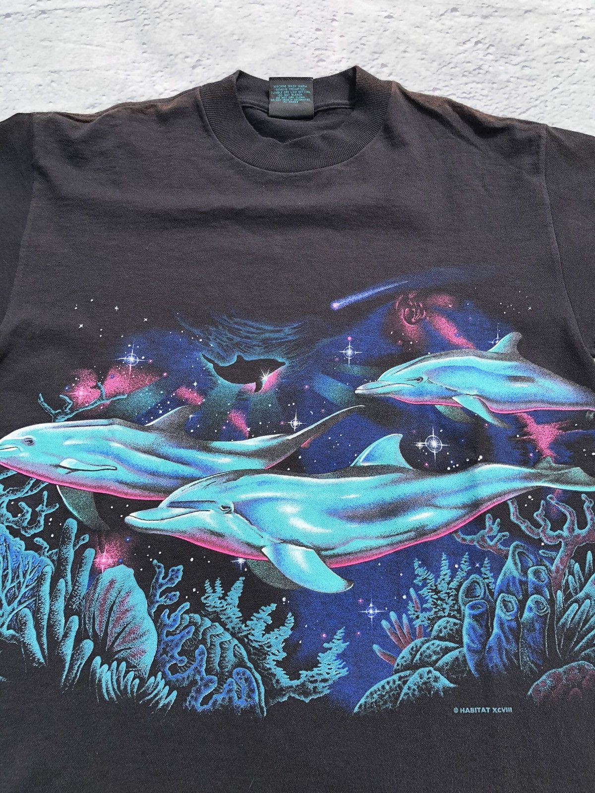 Habitat Vintage 90s Habitat XCIII Dolphin Sea Ocean Animal Black Tee Size US M / EU 48-50 / 2 - 4 Thumbnail