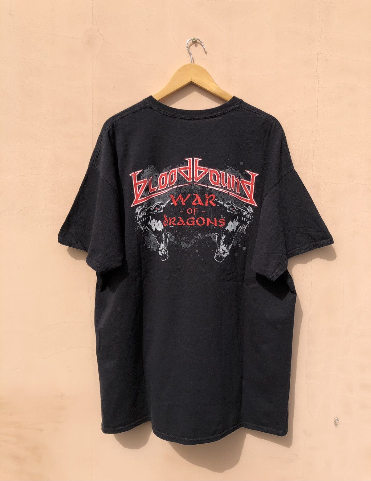 Band Tees Vintage 2000s Bloodbound War of Dragons Black Tee Size US XXL / EU 58 / 5 - 2 Thumbnail