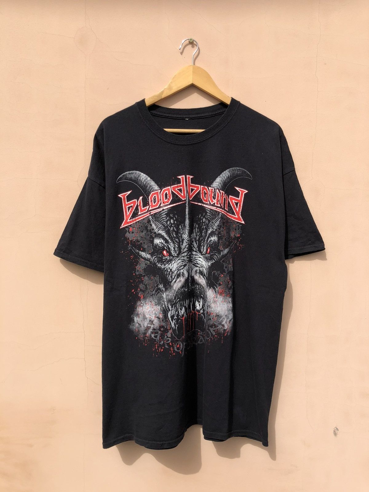 Band Tees Vintage 2000s Bloodbound War of Dragons Black Tee Size US XXL / EU 58 / 5 - 1 Thumbnail