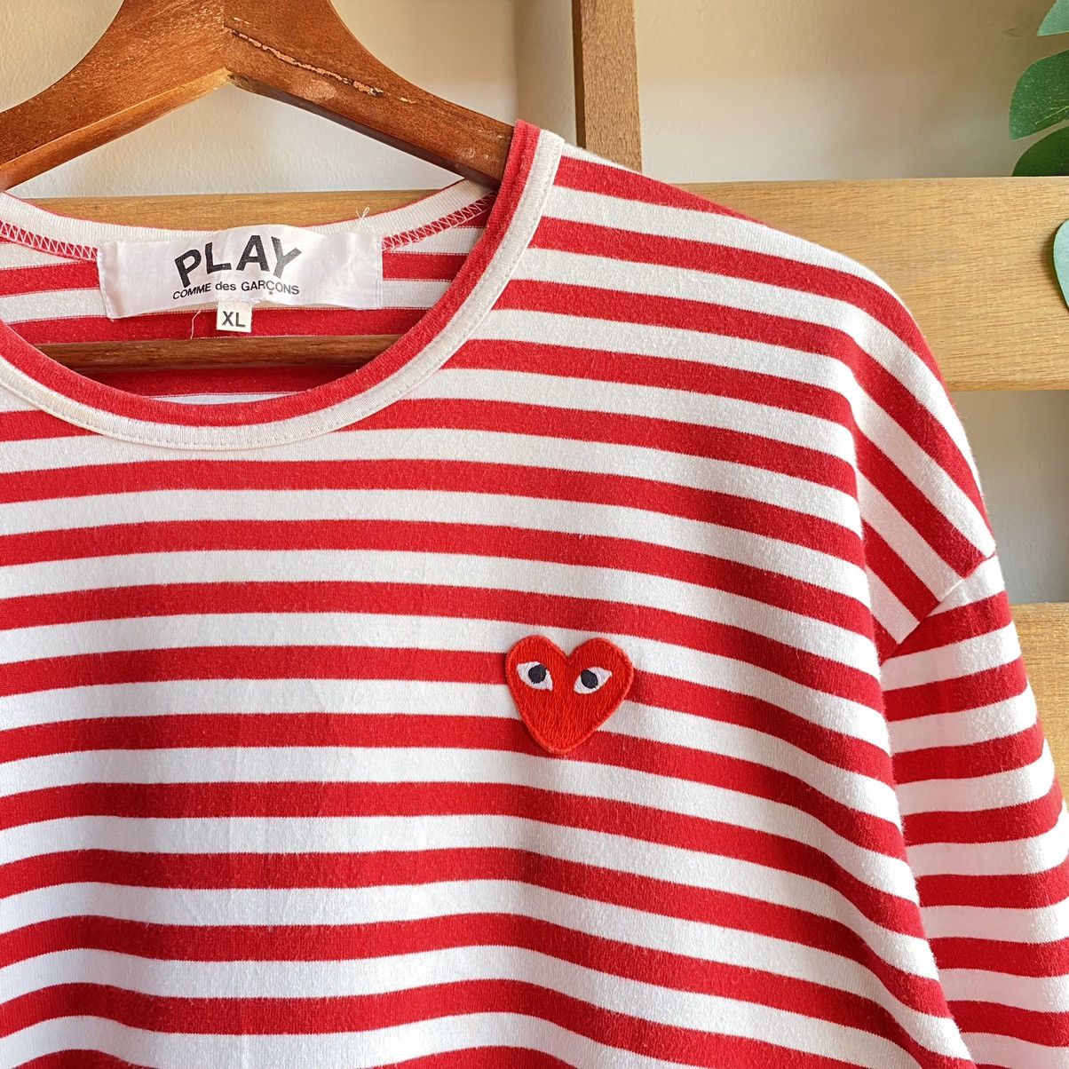 Comme des Garcons × Japanese Brand Play Comme Des Garcons Love Red Stripes Size US L / EU 52-54 / 3 - 3 Thumbnail