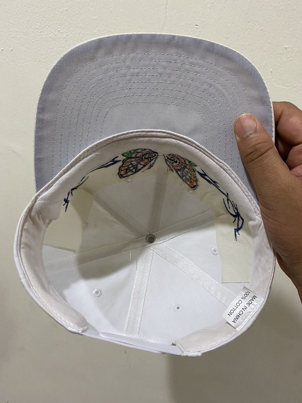 Other Butterfly Eyes Embroid Hat Size ONE SIZE - 5 Thumbnail