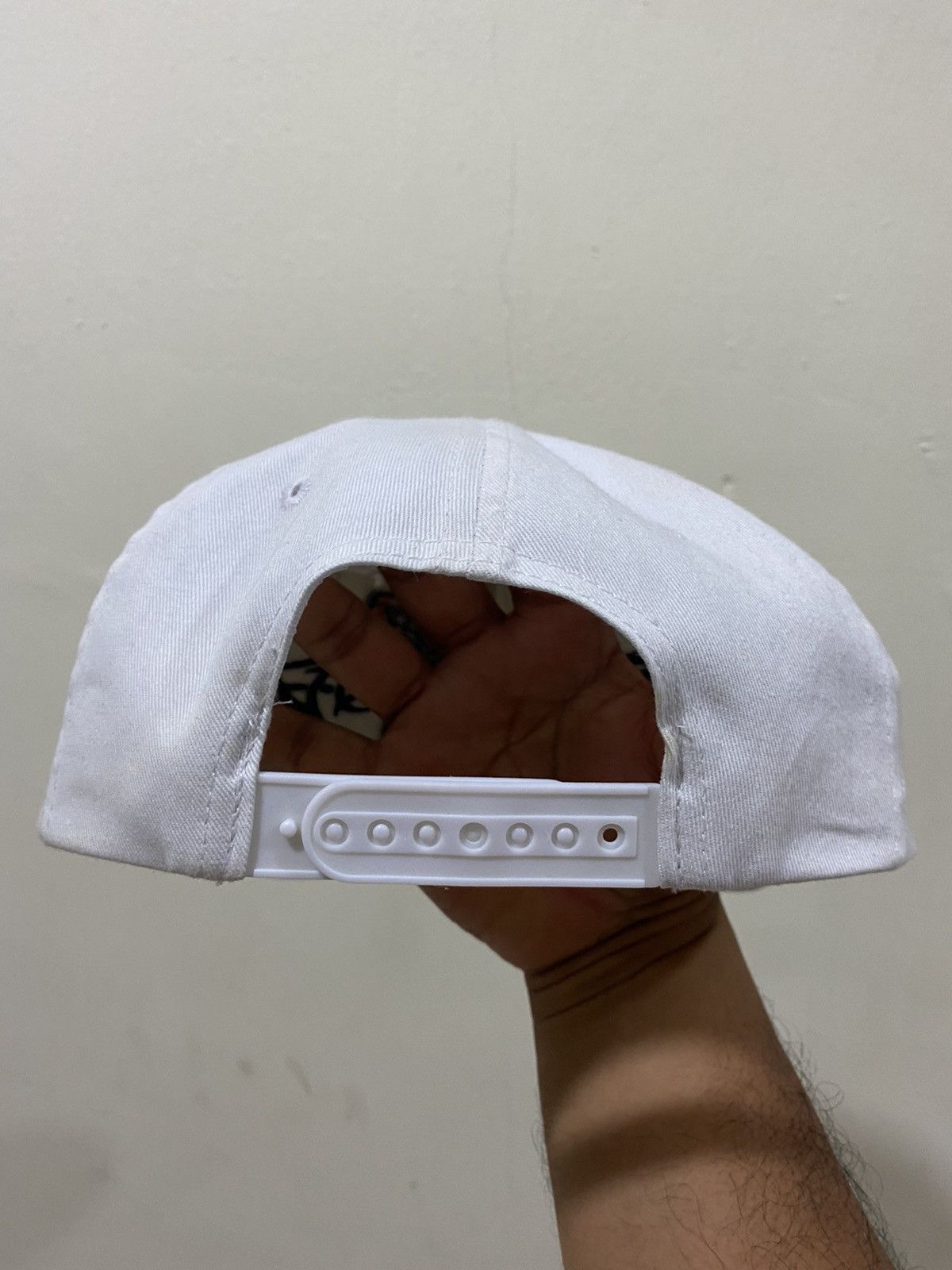 Other Butterfly Eyes Embroid Hat Size ONE SIZE - 4 Thumbnail