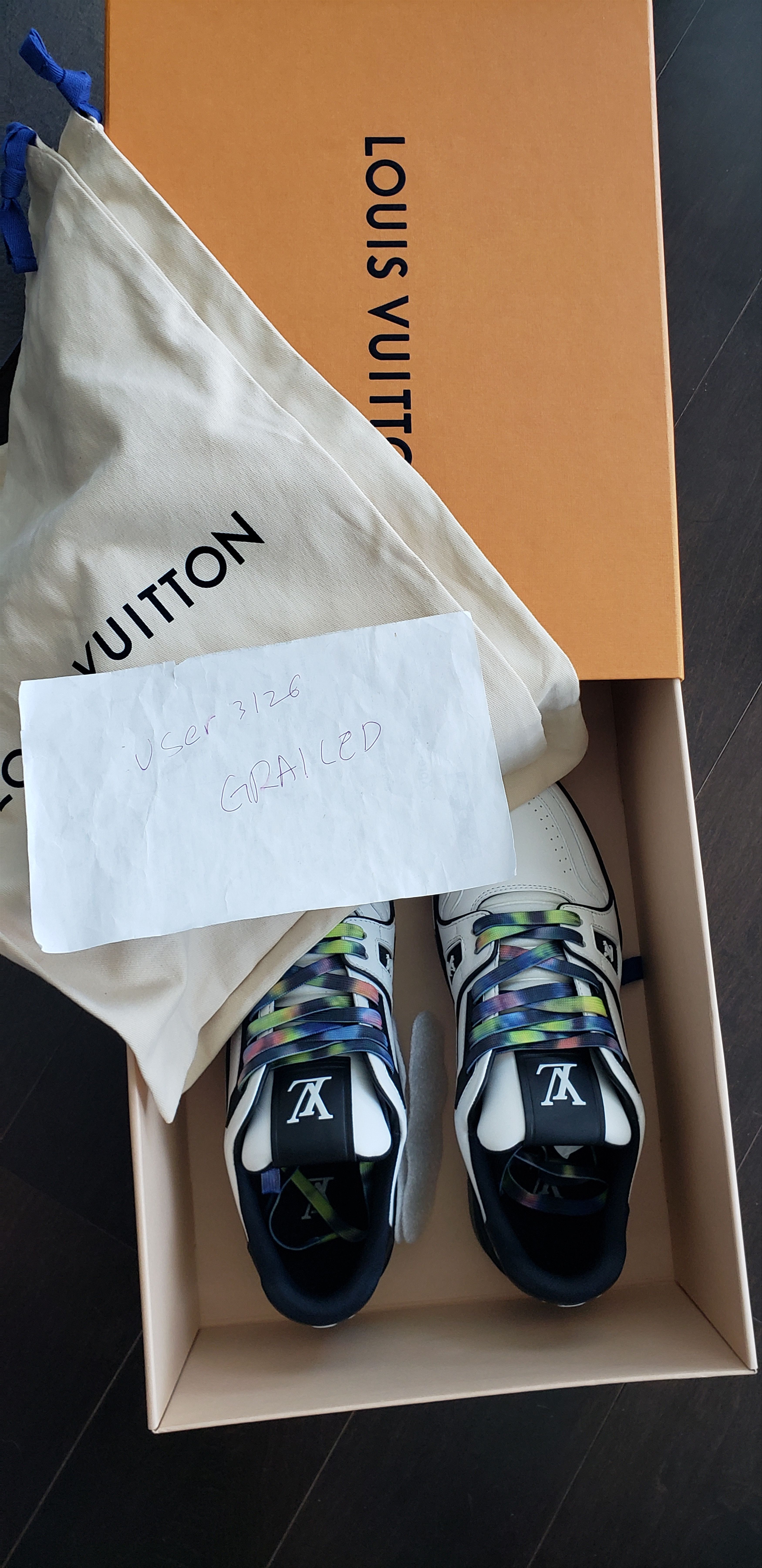 Louis Vuitton Brand NEW LV Trainer size LV 7.5 (US 8.5- 9) Size US 9 / EU 42 - 14 Thumbnail