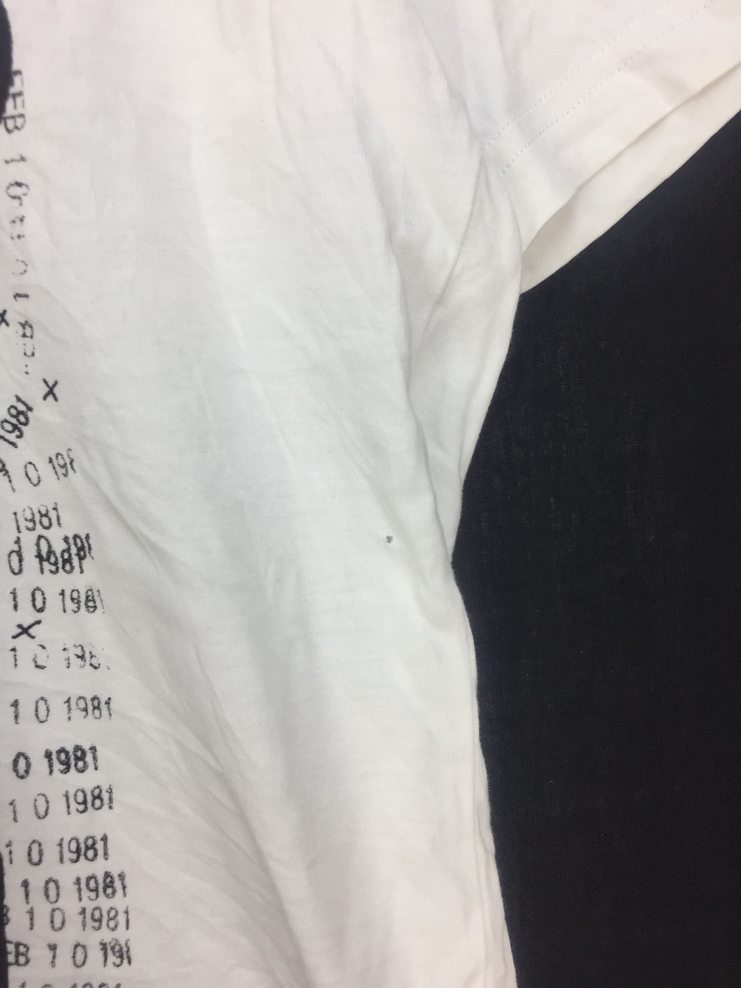 Keith Haring UNIQLO X KEITH HARING BIG LOGO Size US L / EU 52-54 / 3 - 4 Thumbnail