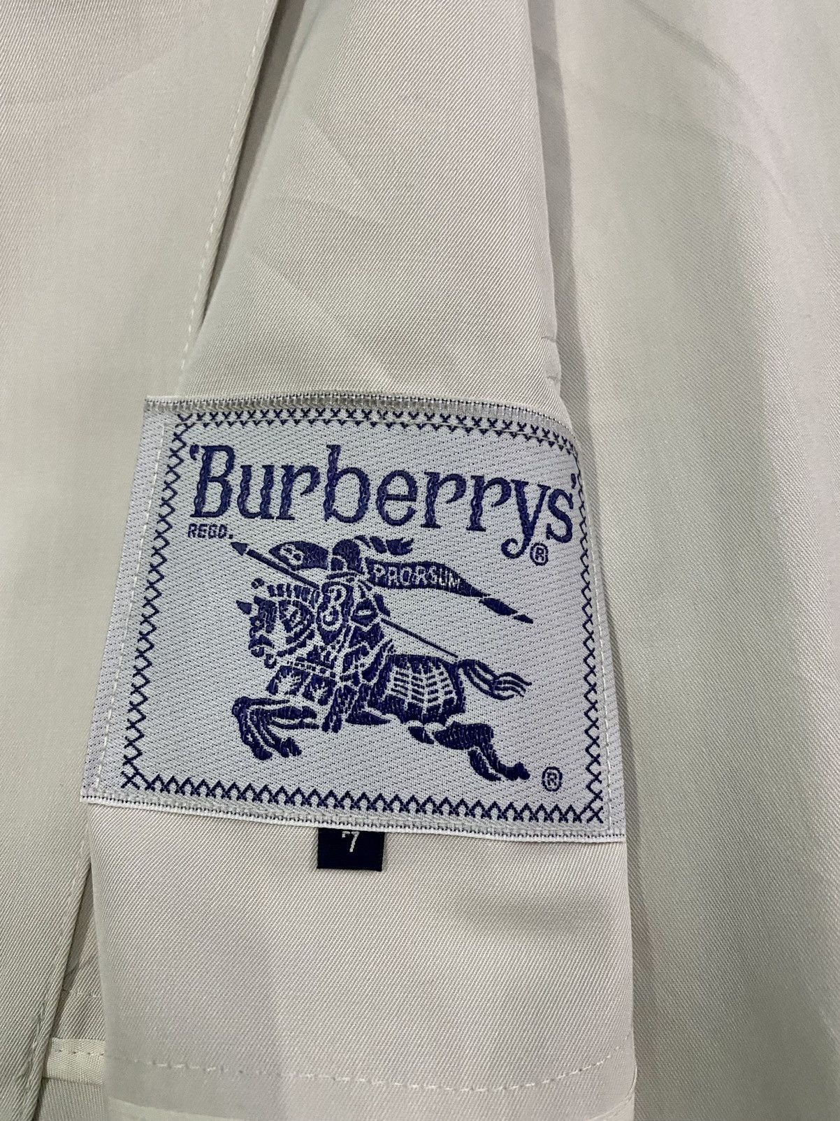 Burberry × Burberry Prorsum 🔥HOT ITEMS🔥 VINTAGE TRENCH COAT BY BURBERRY’S Size US M / EU 48-50 / 2 - 18 Thumbnail
