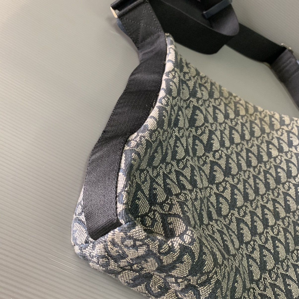 Christian Dior Monsieur Authentic Christian Dior Monogram Mesengger Bag Size ONE SIZE - 10 Thumbnail