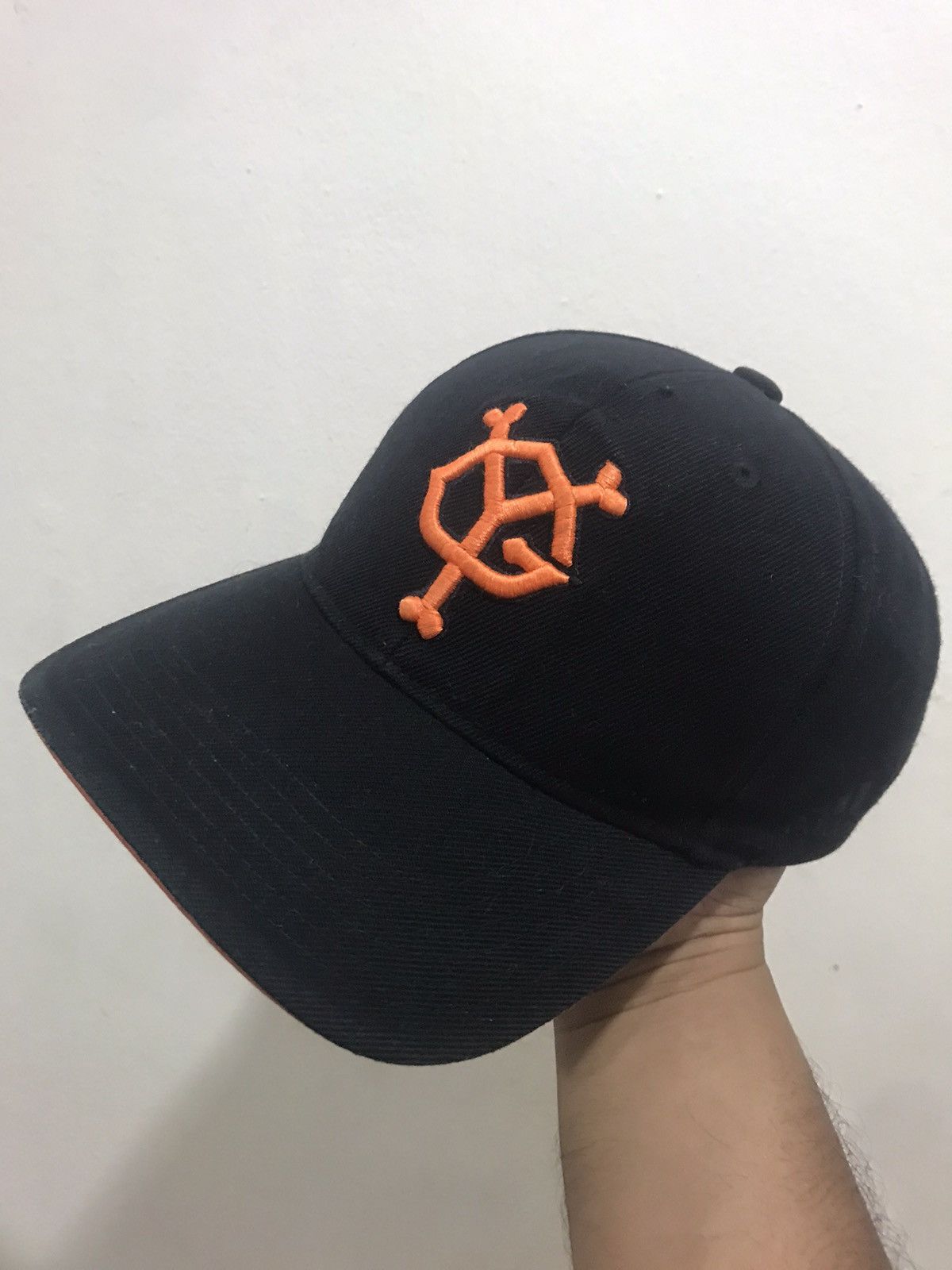 MLB VTG Yomiuri Giants Baseball Velcro Hat Size ONE SIZE - 1 Thumbnail