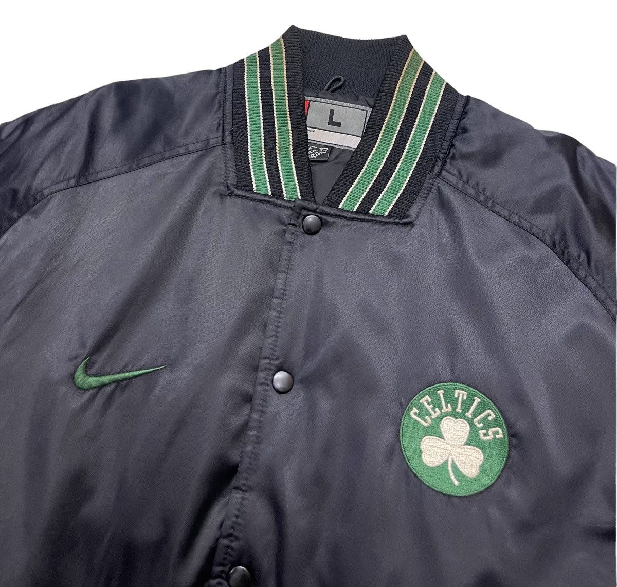 Nike Vintage 90s Nike NBA Boston Celtics Varsity Jacket Size US L / EU 52-54 / 3 - 4 Thumbnail