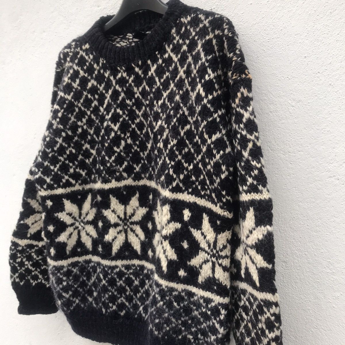 Handmade Vintage Indian Weavings Native Wool Knit Sweater Size US M / EU 48-50 / 2 - 4 Thumbnail