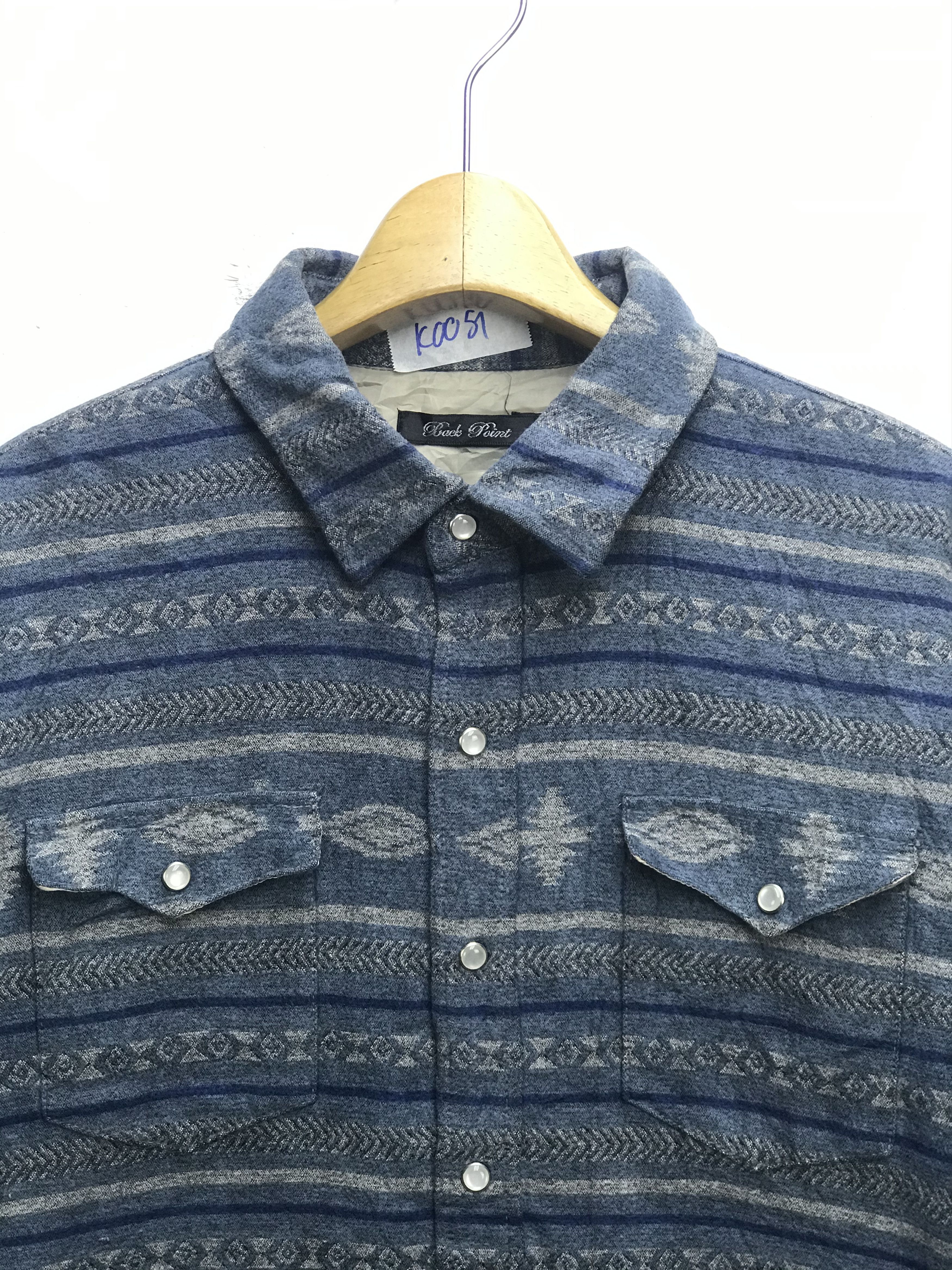 Vintage BACK POINT INDIANS STYLE BUTTON DOWN SHIRT Size US XL / EU 56 / 4 - 2 Thumbnail