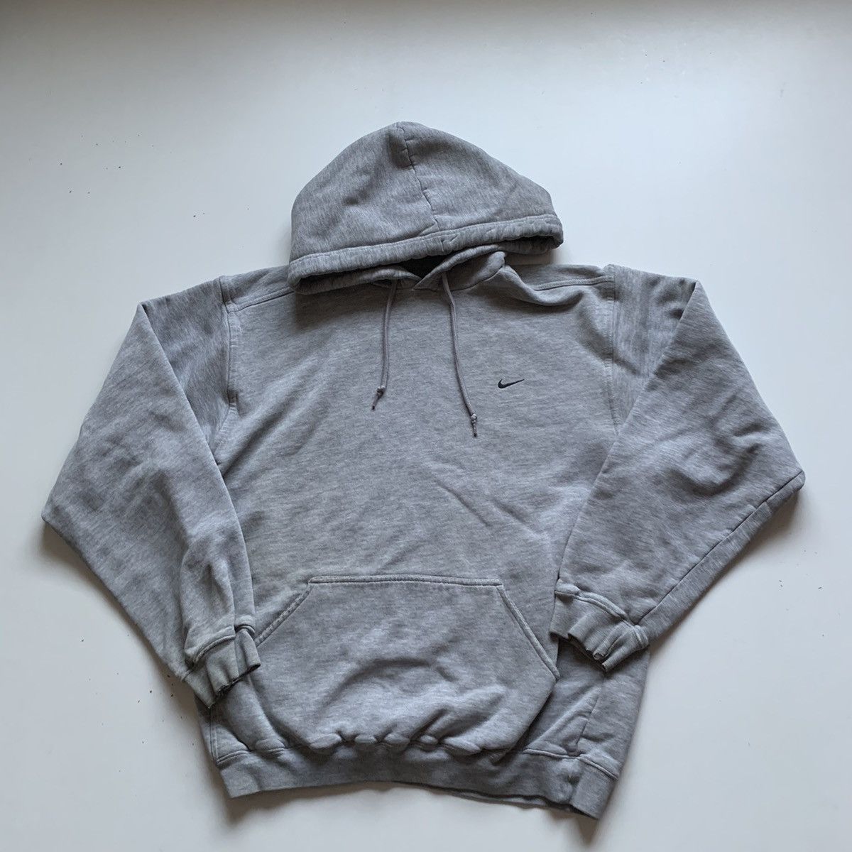 Nike × Vintage Vintage 2000s Nike Embroidered Swoosh Pullover Hoodie Medium Size US M / EU 48-50 / 2 - 1 Thumbnail