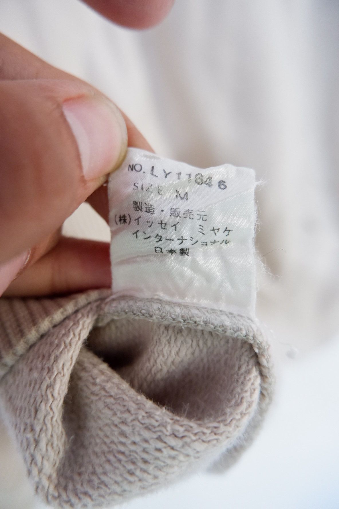 Issey Miyake Vintage 90s Issey Miyake Men Sweaters Size US M / EU 48-50 / 2 - 11 Thumbnail