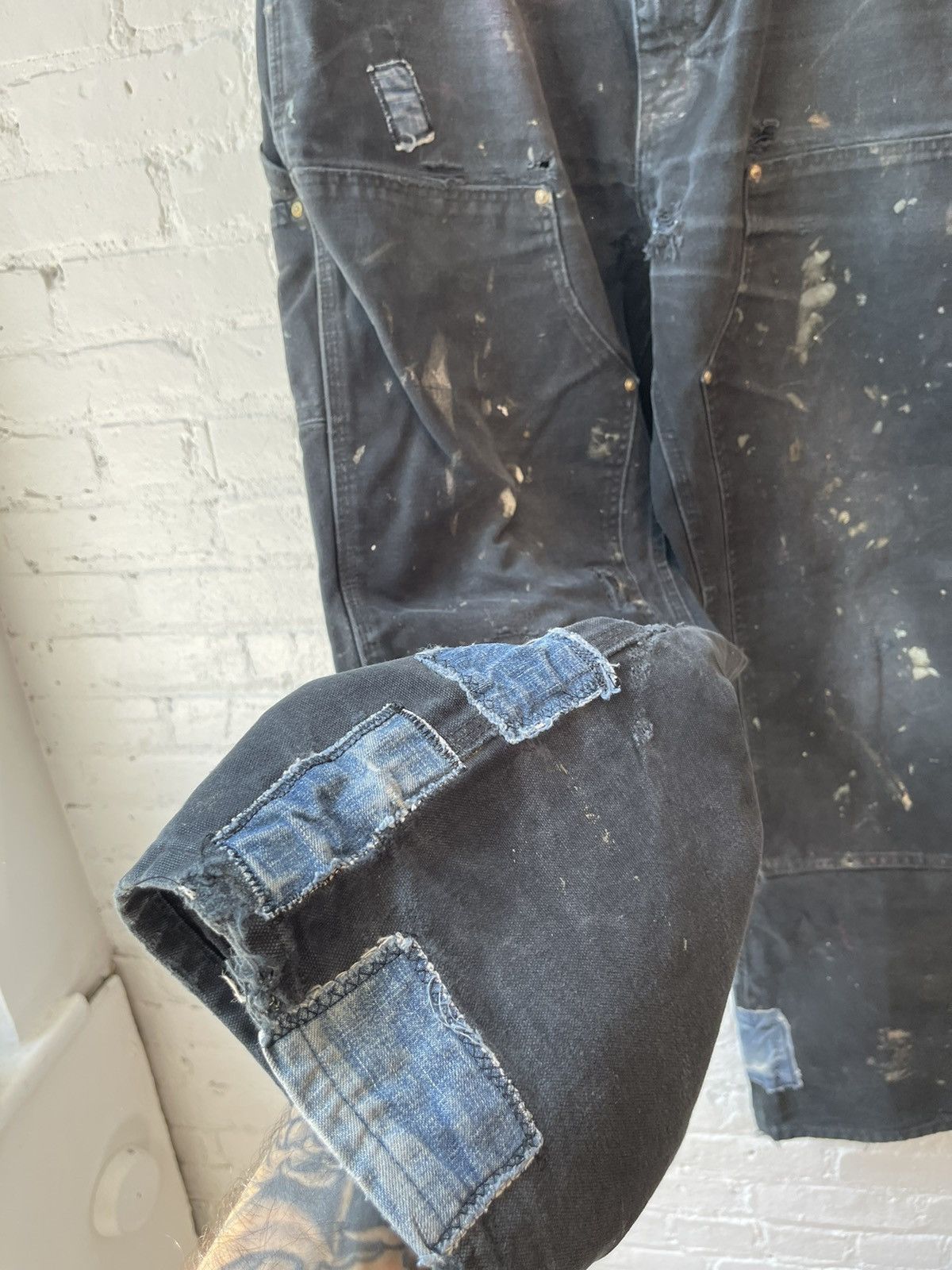 Carhartt × Vintage Vintage THRASHED PATCH WORK FADED BAGGY Double Knee Jeans Size US 36 / EU 52 - 1 Thumbnail