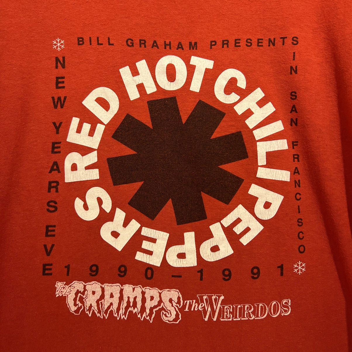 Vintage 1990 Red Hot Chili Peppers ft The Cramps & Weirdos Staff Tee Size US XL / EU 56 / 4 - 3 Thumbnail