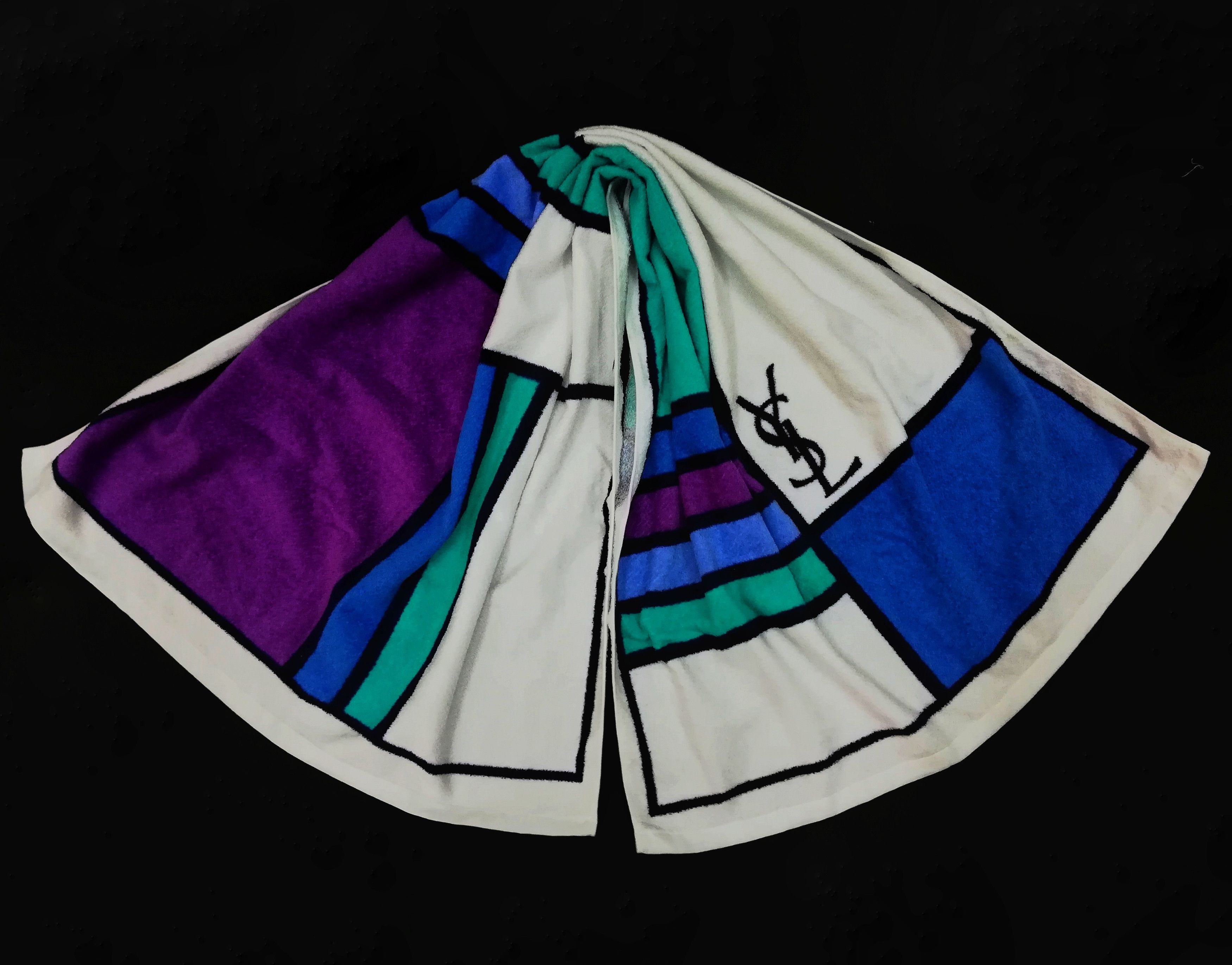 Vintage × Yves Saint Laurent 🔥Yves Saint Laurent Hand Towel H 45 × W 24 "inches🔥 Size ONE SIZE - 13 Thumbnail