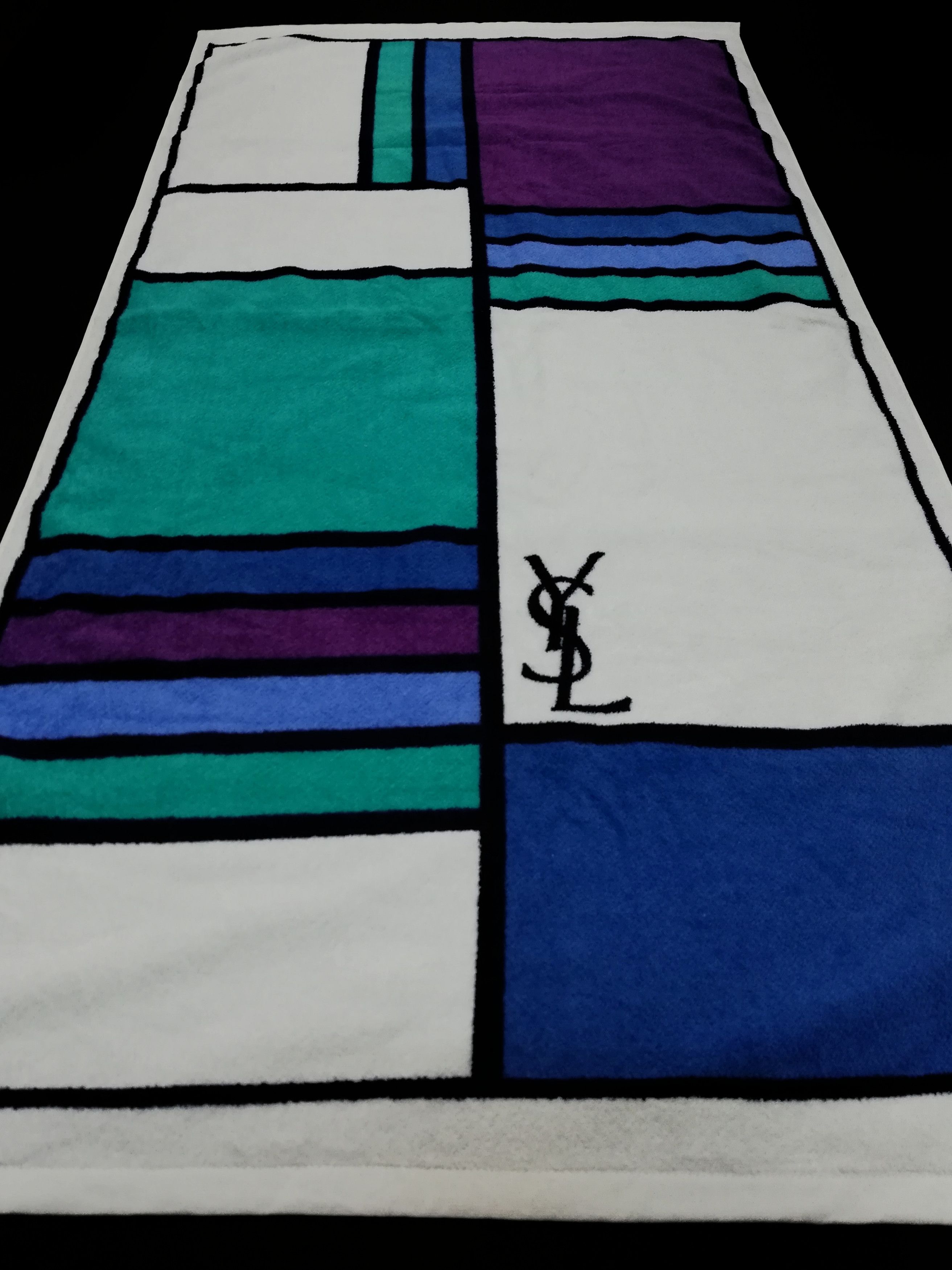 Vintage × Yves Saint Laurent 🔥Yves Saint Laurent Hand Towel H 45 × W 24 "inches🔥 Size ONE SIZE - 4 Thumbnail