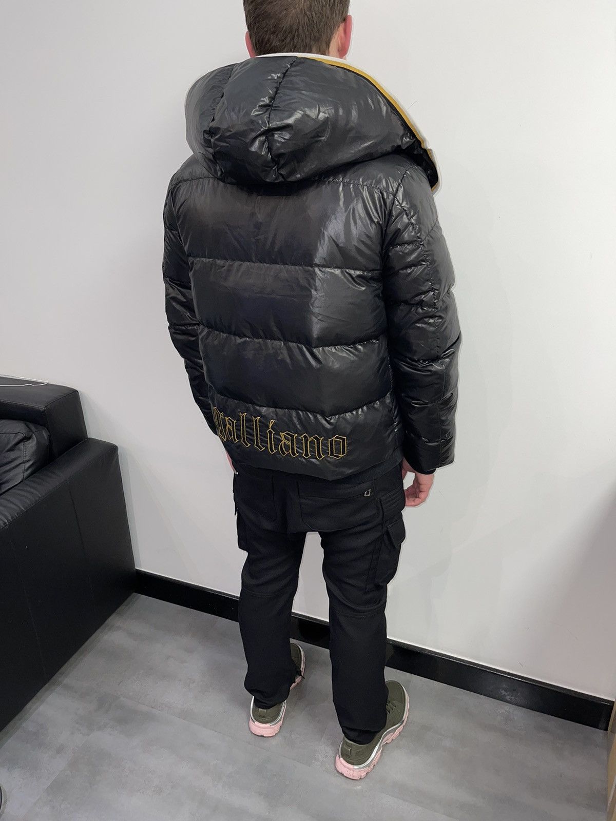 John Galliano Galliano Big Logo Down Puffer Jacket Size US M / EU 48-50 / 2 - 1 Thumbnail