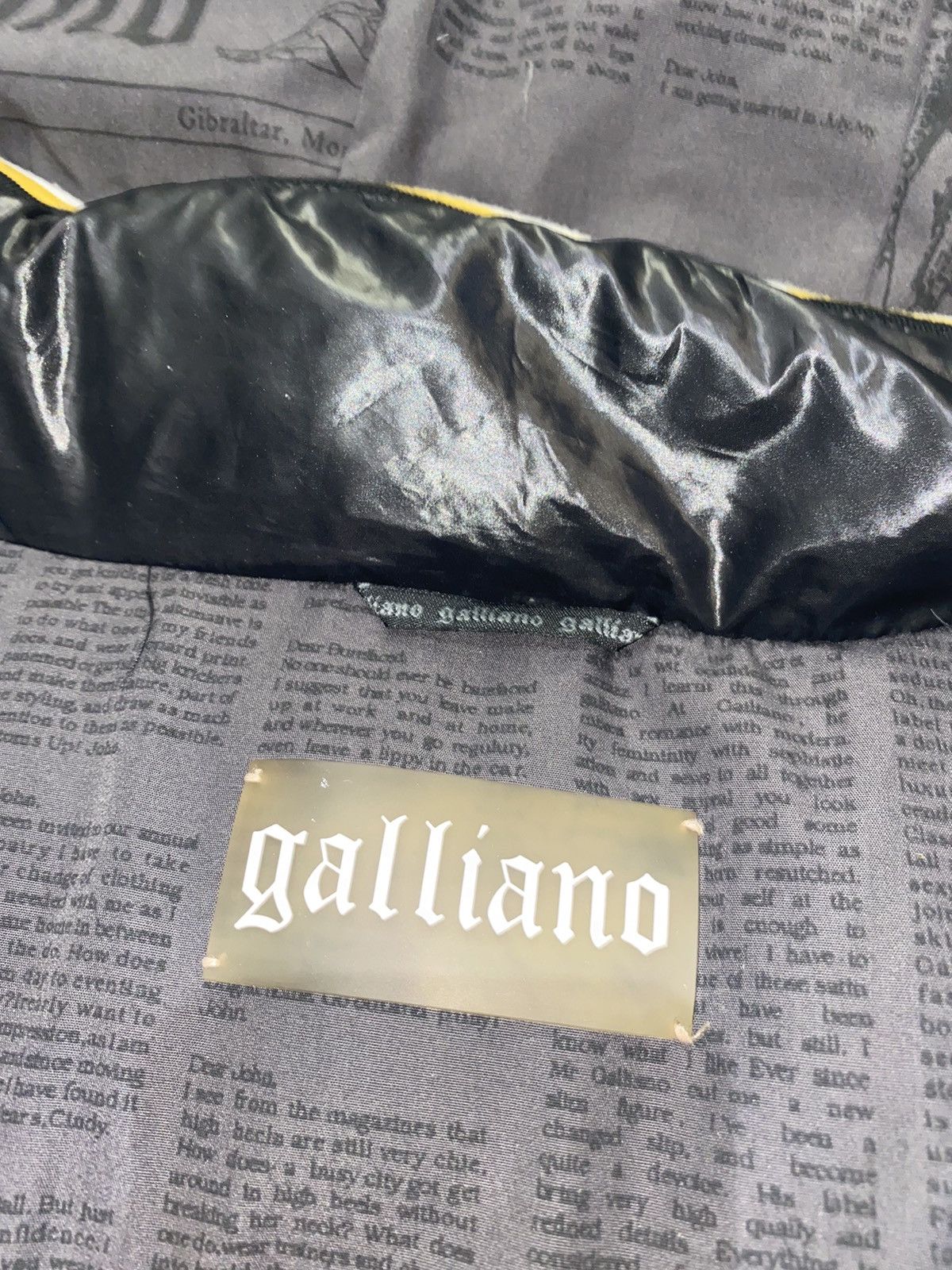 John Galliano Galliano Big Logo Down Puffer Jacket Size US M / EU 48-50 / 2 - 17 Thumbnail