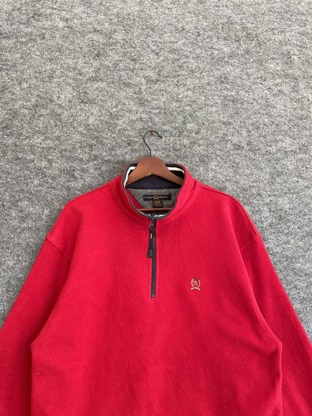Tommy Hilfiger VINTAGE TOMMY HILFIGER RED FLEECE JACKET Size US XXL / EU 58 / 5 - 2 Thumbnail