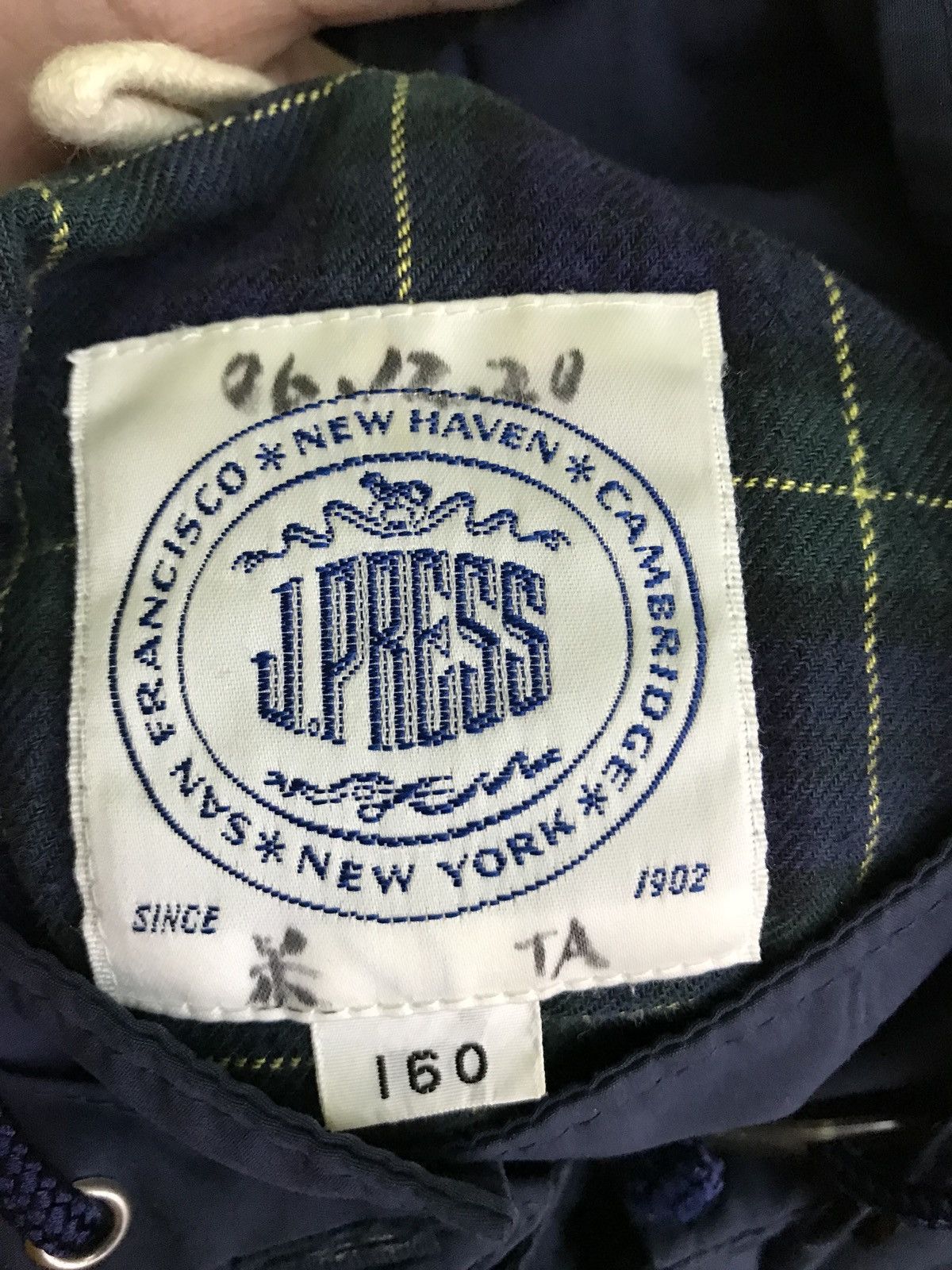 J. Press × Japanese Brand Vintage J Press Big Logo Hooded Windbreaker Jackets Size US M / EU 48-50 / 2 - 5 Thumbnail