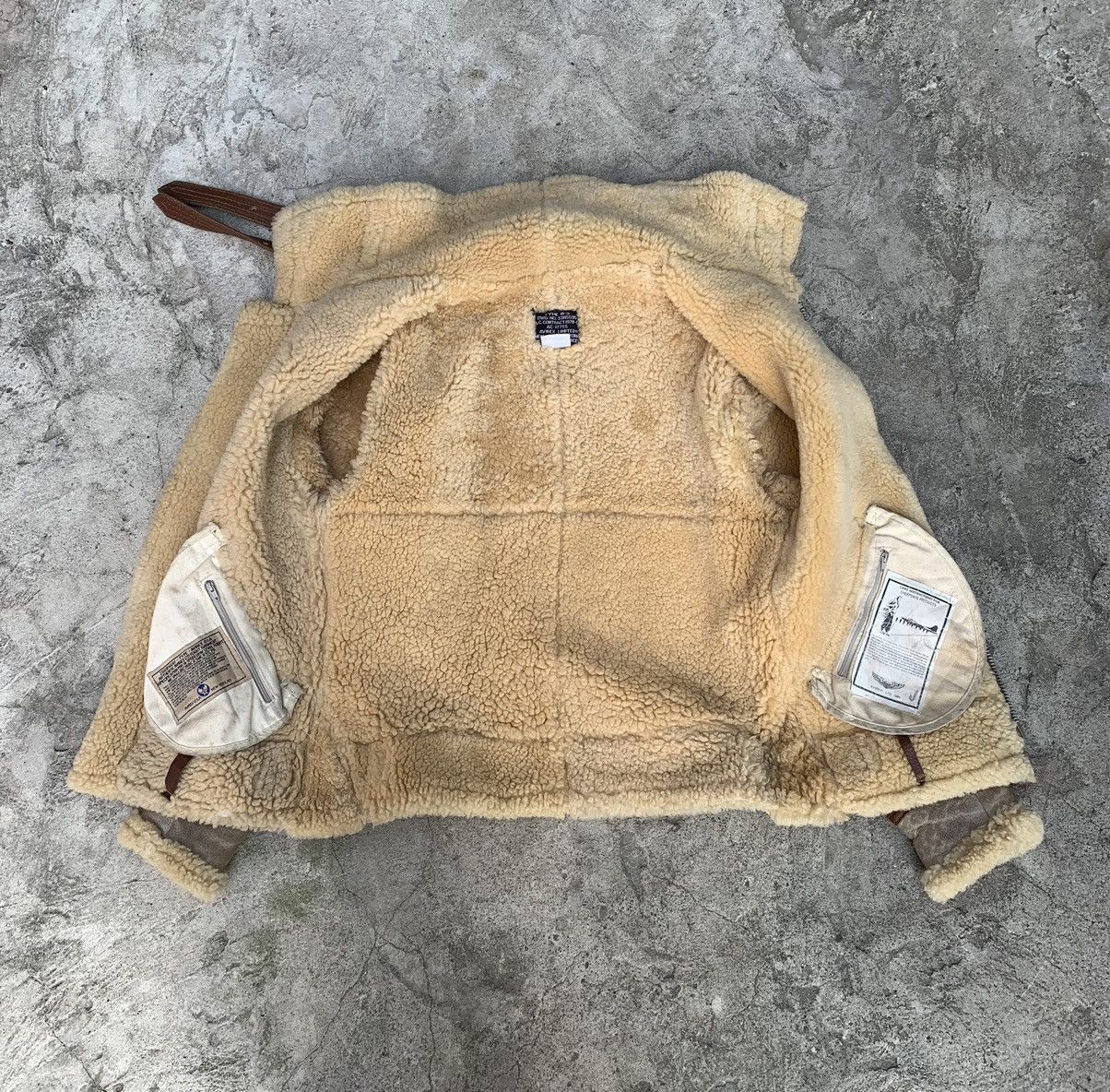 Avirex 1980s Avirex Type B-3 Sheepskin Jacket Size US S / EU 44-46 / 1 - 19 Thumbnail