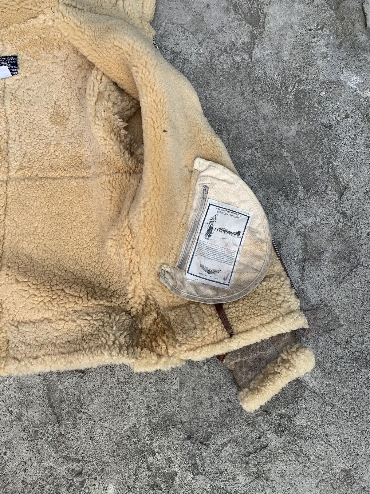 Avirex 1980s Avirex Type B-3 Sheepskin Jacket Size US S / EU 44-46 / 1 - 20 Thumbnail