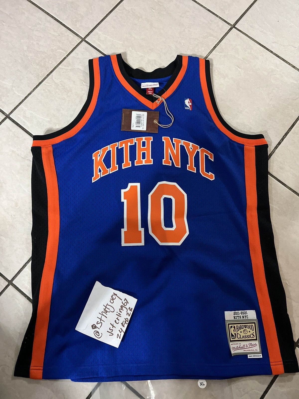 Kith × Mitchell & Ness Kith Knicks Mitchell & Ness Jersey sz XL Size US XL / EU 56 / 4 - 3 Thumbnail