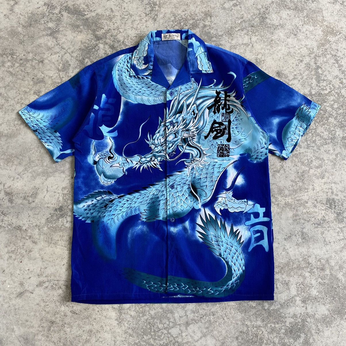 Vintage Vintage Flying Dragon Polyester Button Up Shirt Size US L / EU 52-54 / 3 - 2 Thumbnail