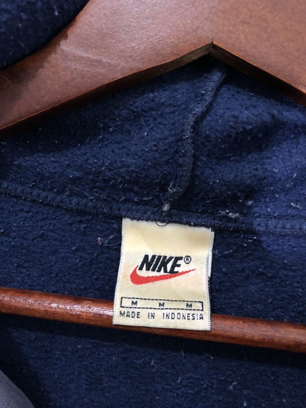 Nike × Vintage Vintage Nike Hoodies Small Swoosh Travis Logo Size US M / EU 48-50 / 2 - 4 Thumbnail
