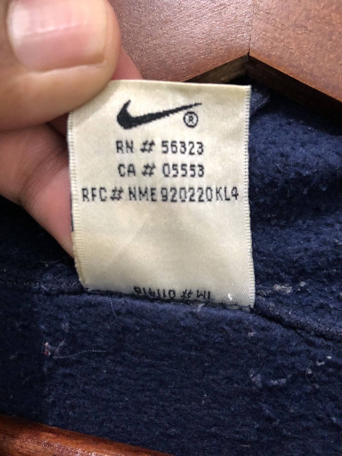 Nike × Vintage Vintage Nike Hoodies Small Swoosh Travis Logo Size US M / EU 48-50 / 2 - 5 Thumbnail