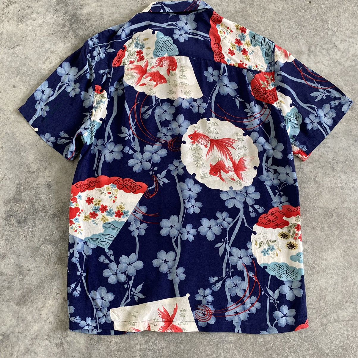 Vintage Oniwa Sato Rayon Crepe Goldfish Aloha Hawaiian Shirt