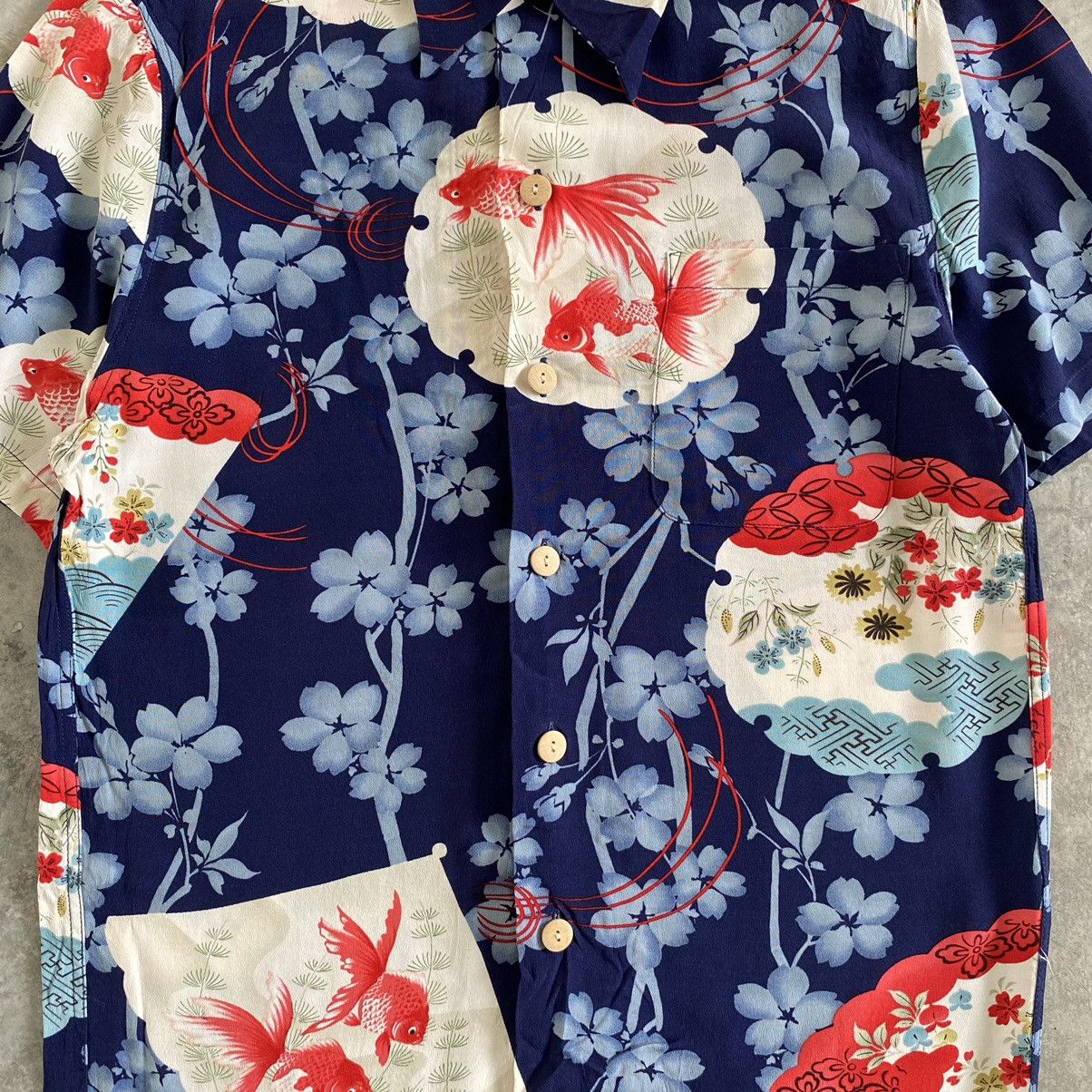 Vintage Oniwa Sato Rayon Crepe Goldfish Aloha Hawaiian Shirt