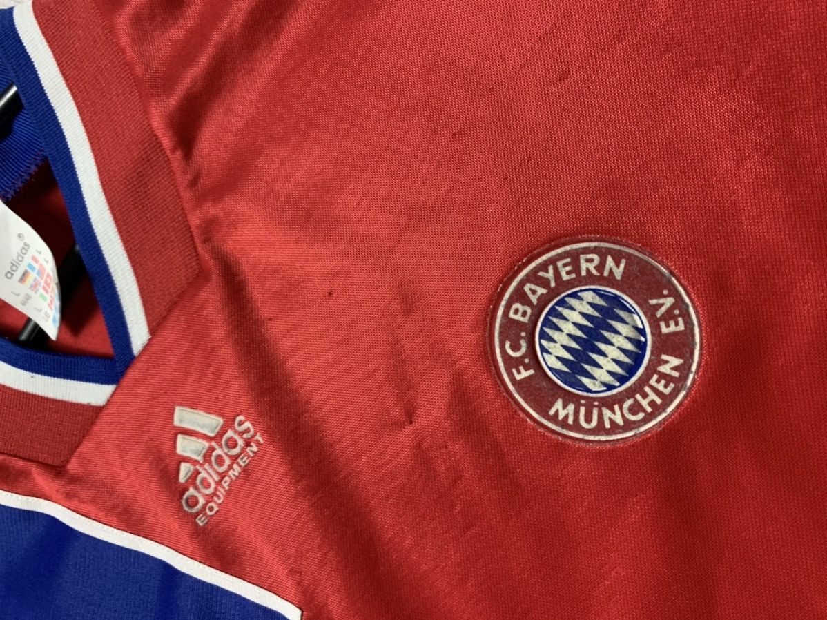 Adidas × Vintage Vintage soccer jersey Bayern Munich adidas Equipment size L Size US L / EU 52-54 / 3 - 5 Thumbnail
