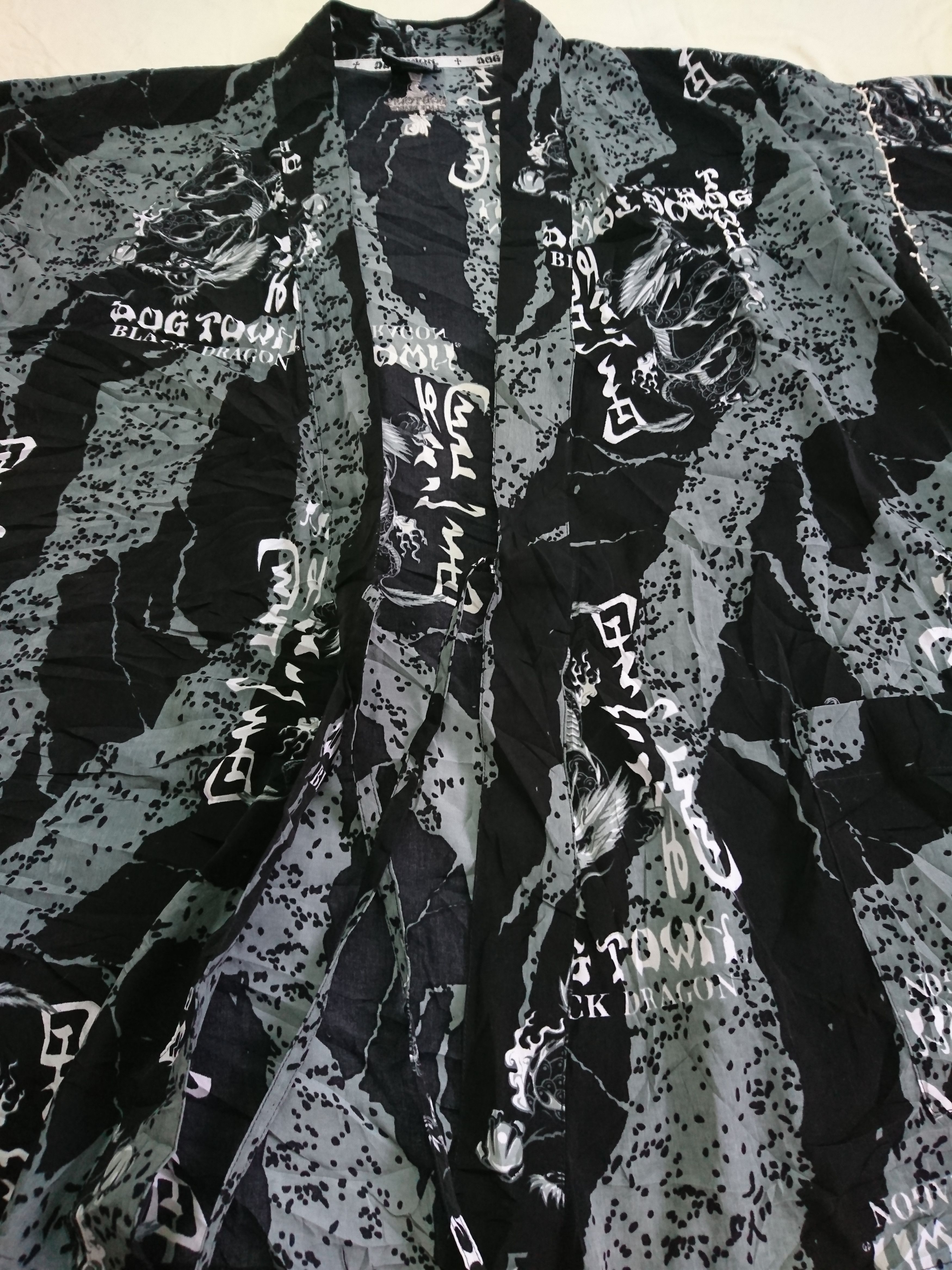 Dogtown Dogtown Kimono Black Dragon Size US L / EU 52-54 / 3 - 8 Thumbnail
