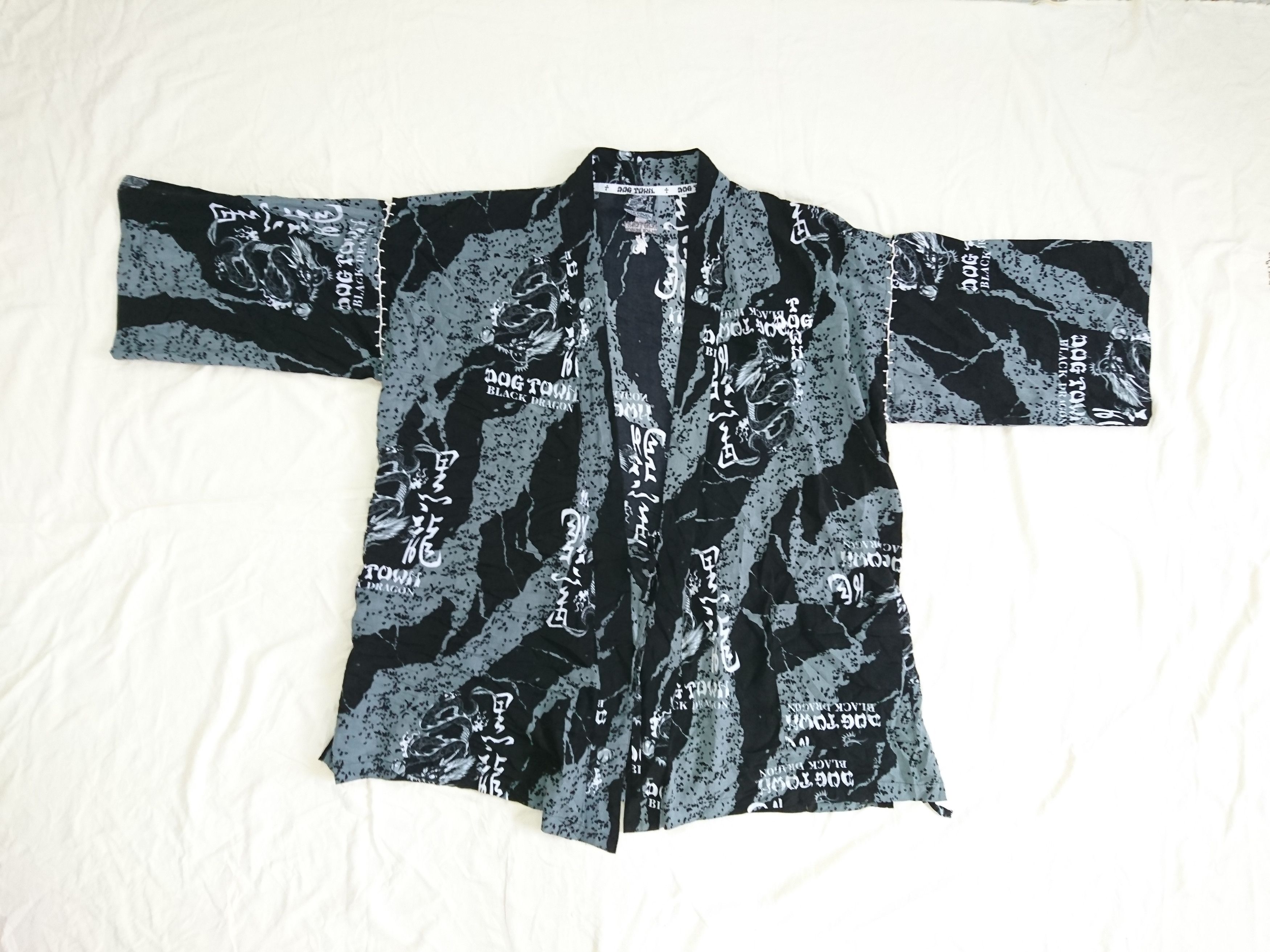 image of Dogtown Kimono Black Dragon, Men's (Size Large)