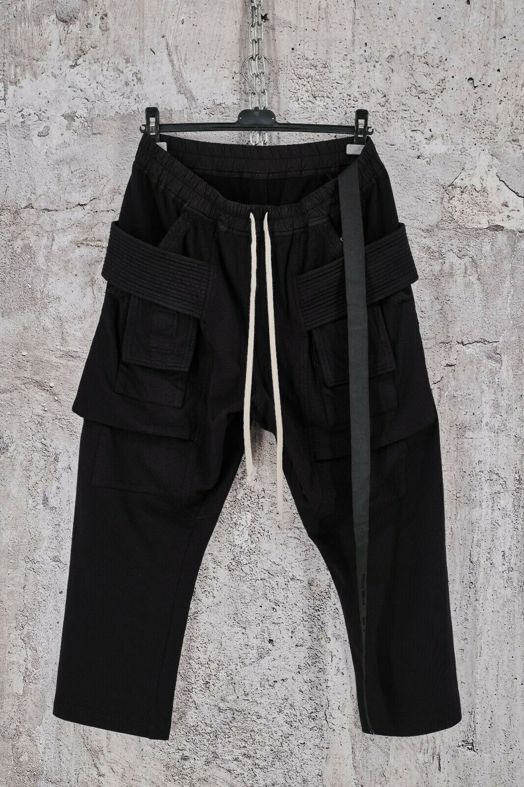 image of Rick Owens Drkshdw Drkshdw Creatch Cargo Cropped Pants In Black, S, Men's (Size 31)