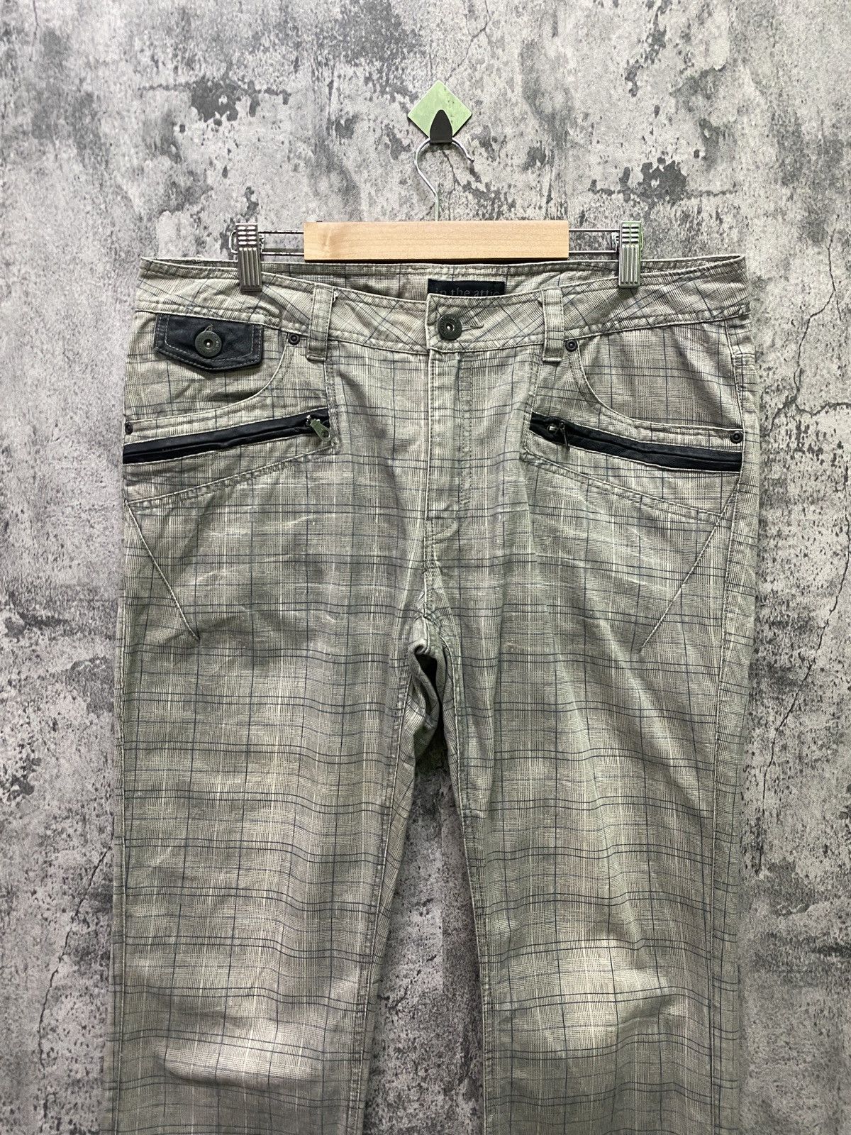 In The Attic Japan IN THE ATTIC Checked Plaid Buckle Multipocket Pant Size US 34 / EU 50 - 3 Thumbnail