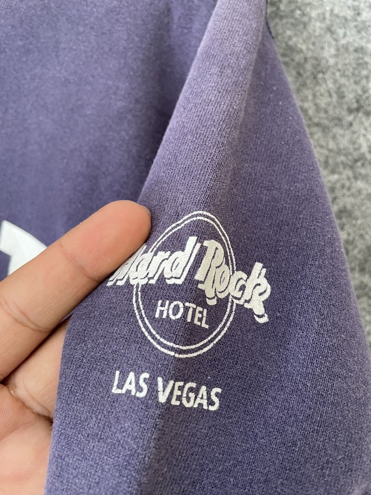 Hard Rock Cafe × Vintage NATURALLY AGED VINTAGE HARD ROCK LAS VEGAS SWEATSHIRT Size US M / EU 48-50 / 2 - 5 Thumbnail