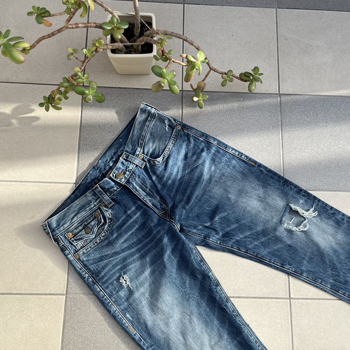 True Religion True Religon Distressed Jeans Size US 36 / EU 52 - 3 Thumbnail