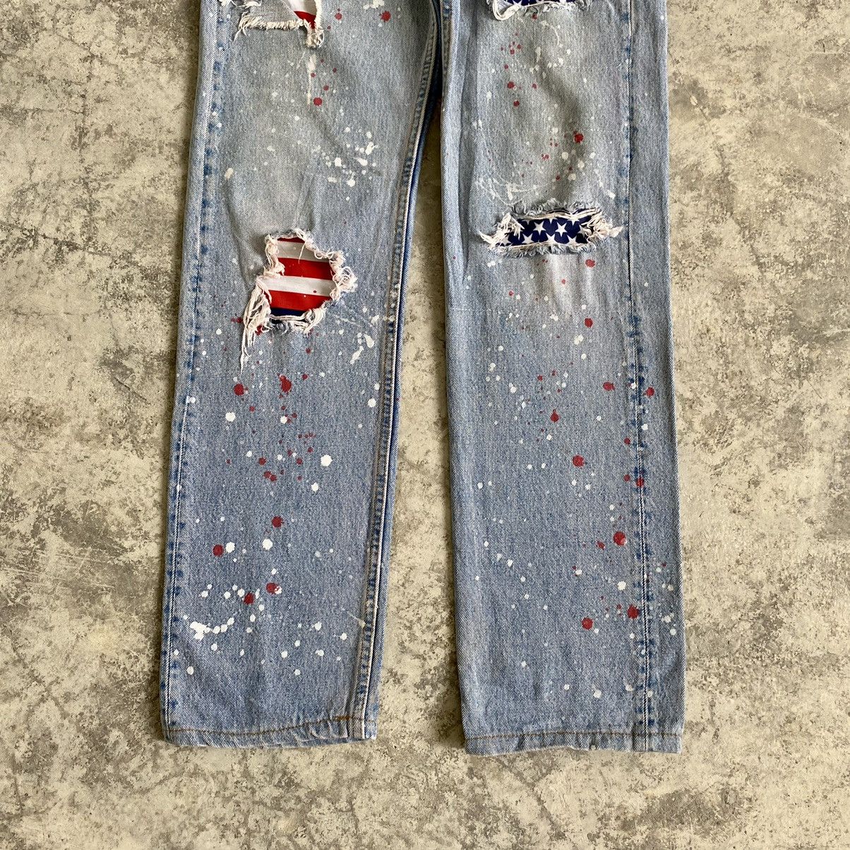 Levi's Vintage 90's Levi's 501 x 88 Tees Splatter Ripped Jeans Size US 30 / EU 46 - 4 Thumbnail